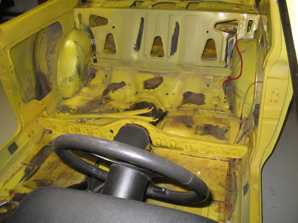 escort repaint 010 (600 x 450).jpg