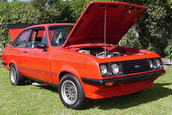 RS2000  three quart front.jpg