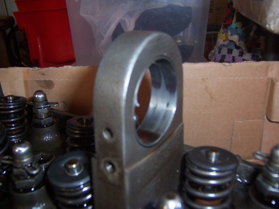 Centre cam bearing (576 x 432).jpg