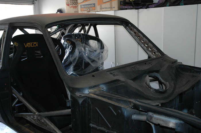Cage2.jpg
