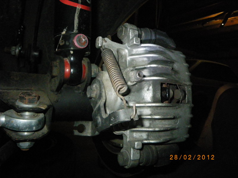 120228 Orange Escort rear brake pads search (2).JPG